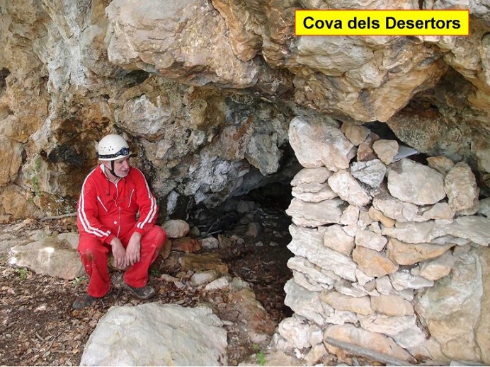 foto 0: Coves dels Desertors