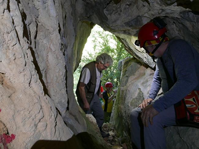 foto 1: Coveta del Congost de la Font Llebrera