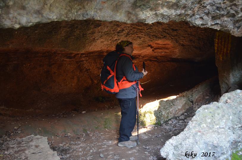 foto 1: Cova de la Font de l'esllavissada