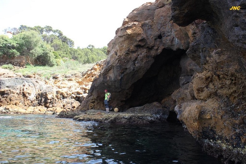 foto 0: Cova de l'Infern