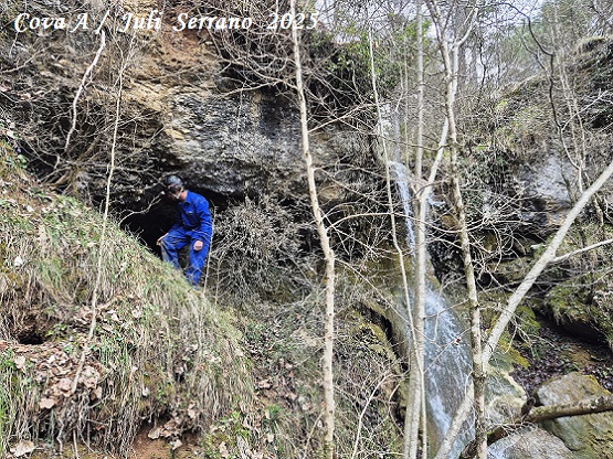 foto 0: Coves de l'Aigua de Caselles