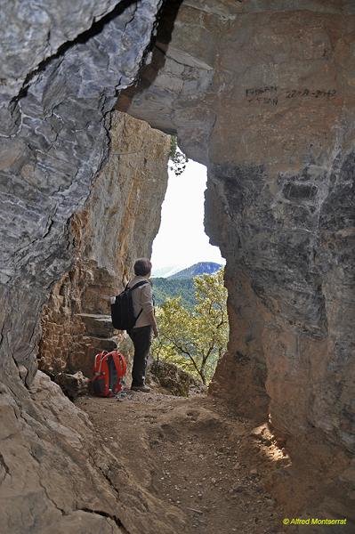 foto 0: Cova de les Encantades