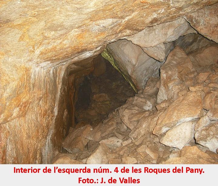 foto 1: Esquerda Nº4 de les Roques del Pany