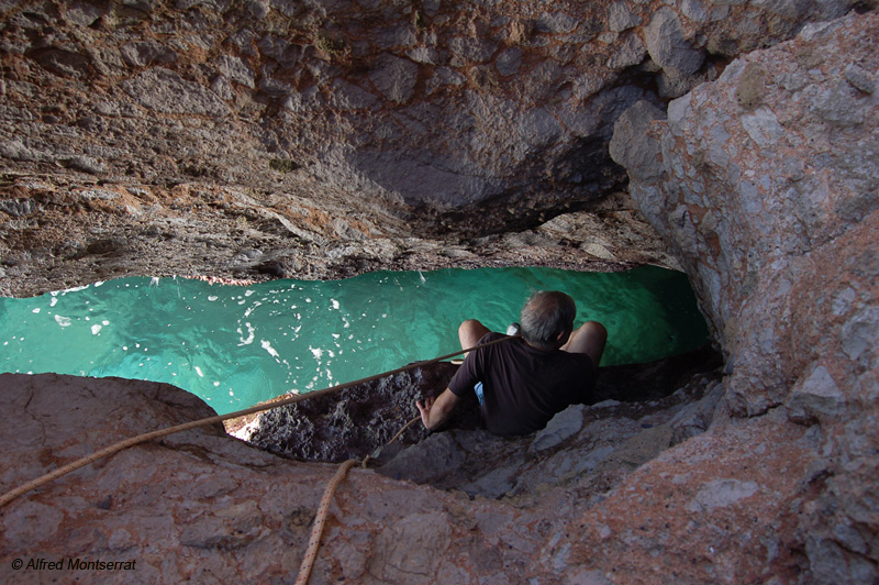 foto 1: Coves de l'Aiguadolç