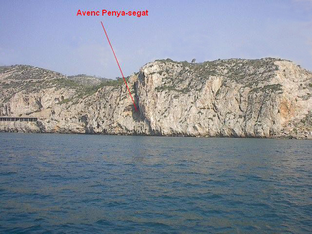 foto 0: Avenc del Penya-segat de la Falconera