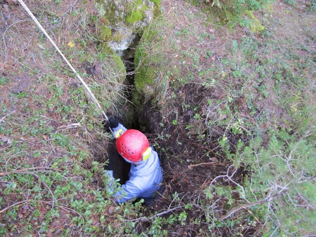 foto 0: Avenc de l'Ex-ginebre