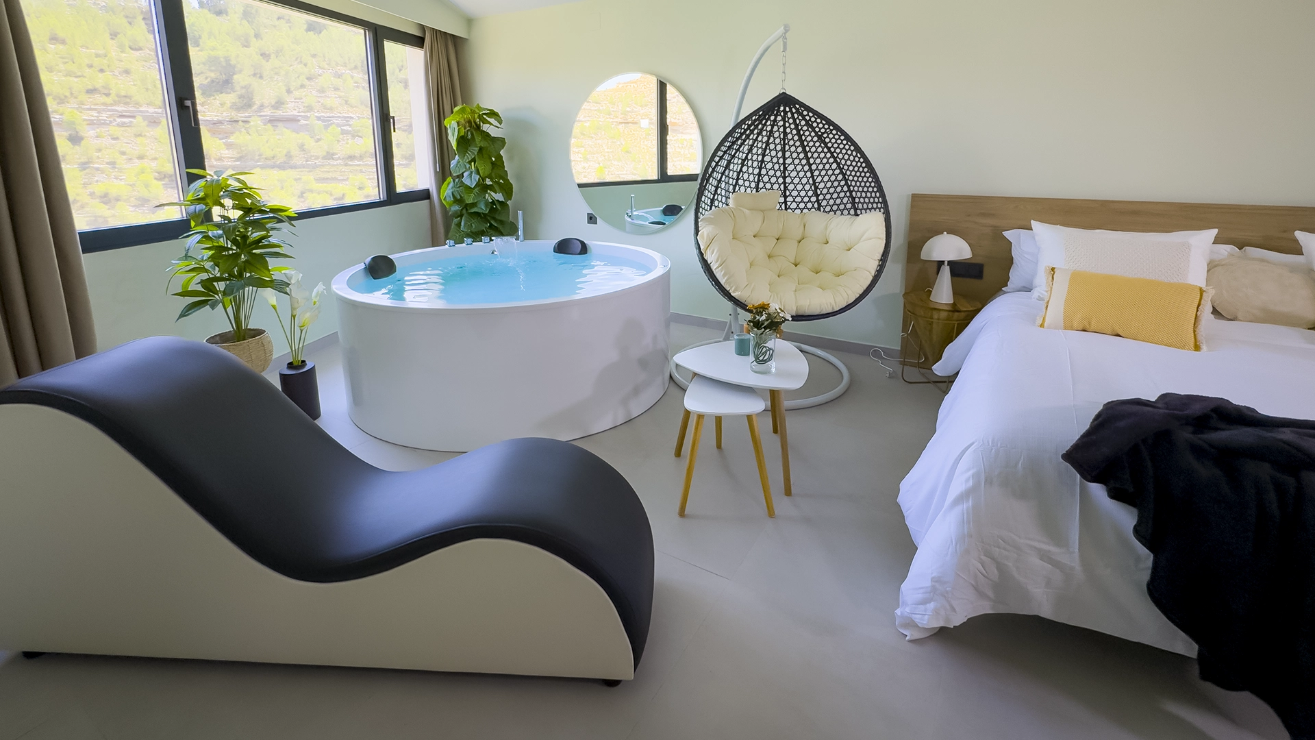 Panorama Suites 5