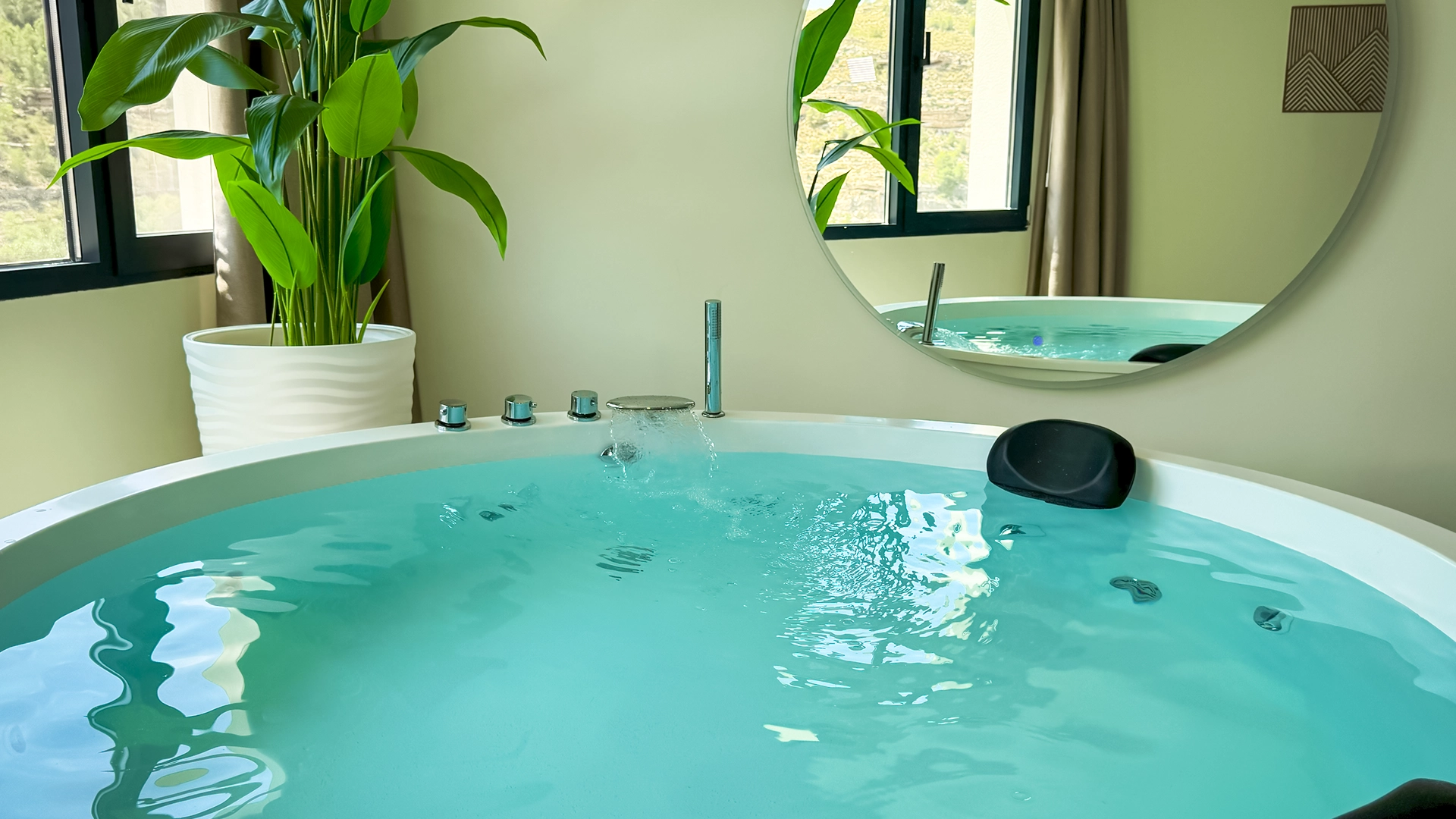 Panorama Suites 12