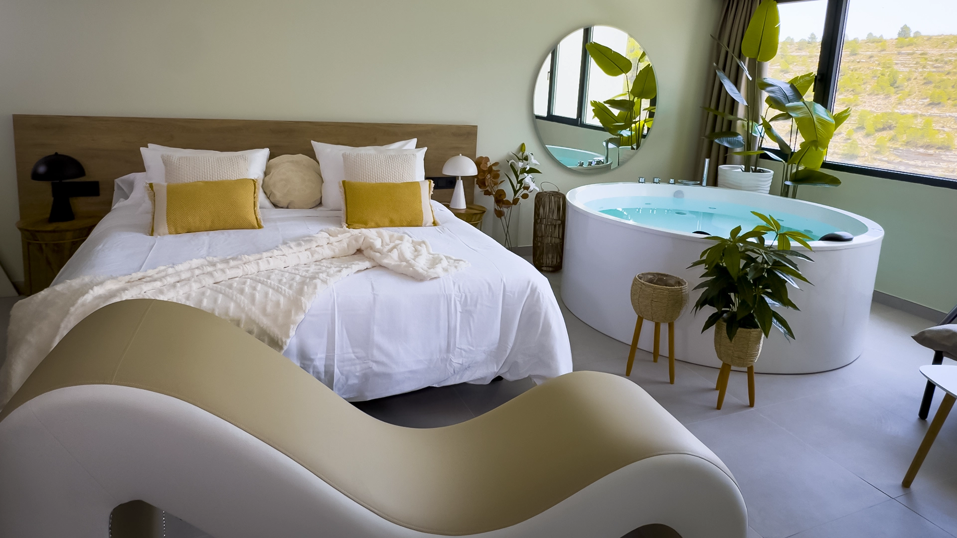 Panorama Suites 37