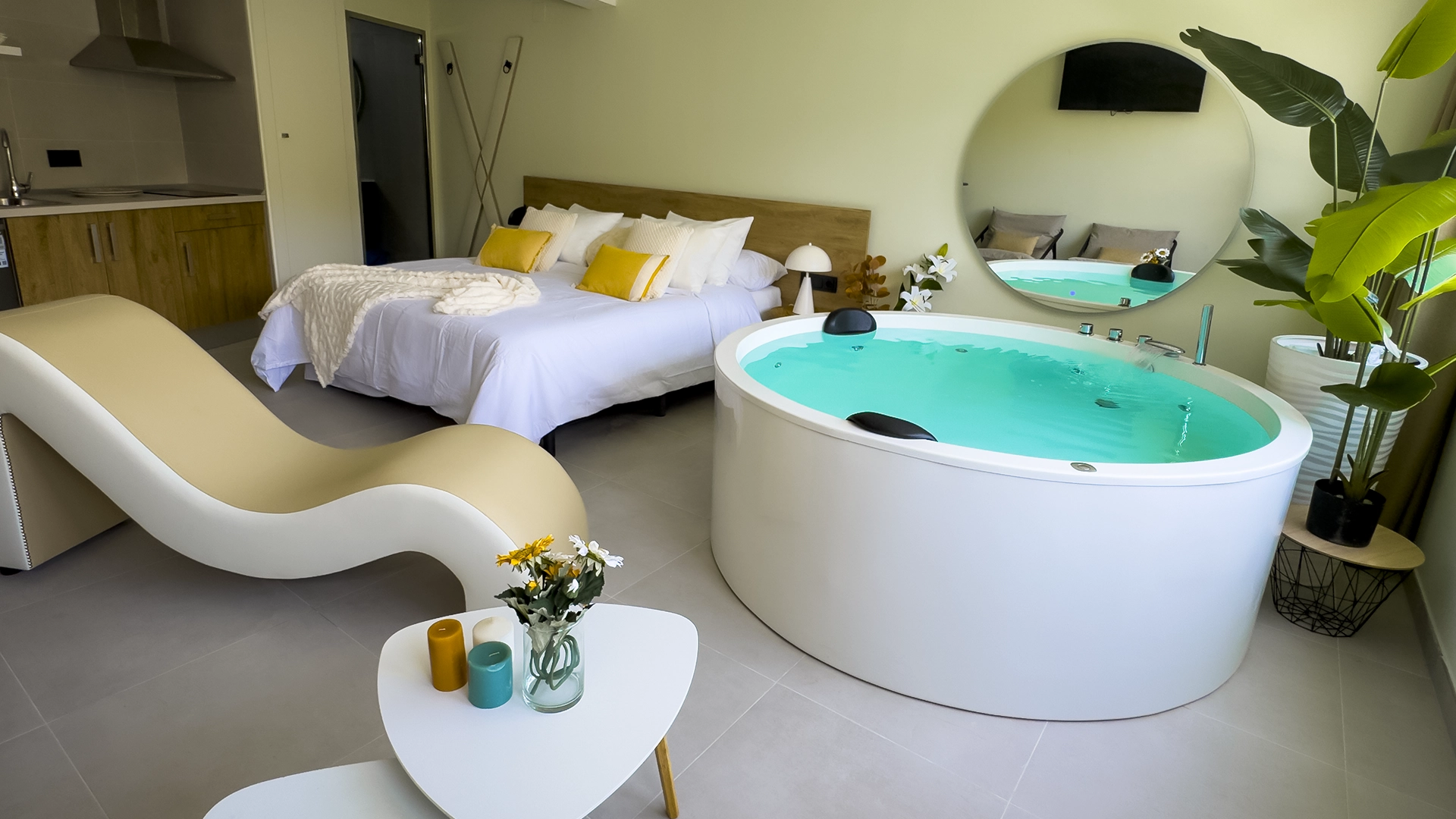 Panorama Suites 44