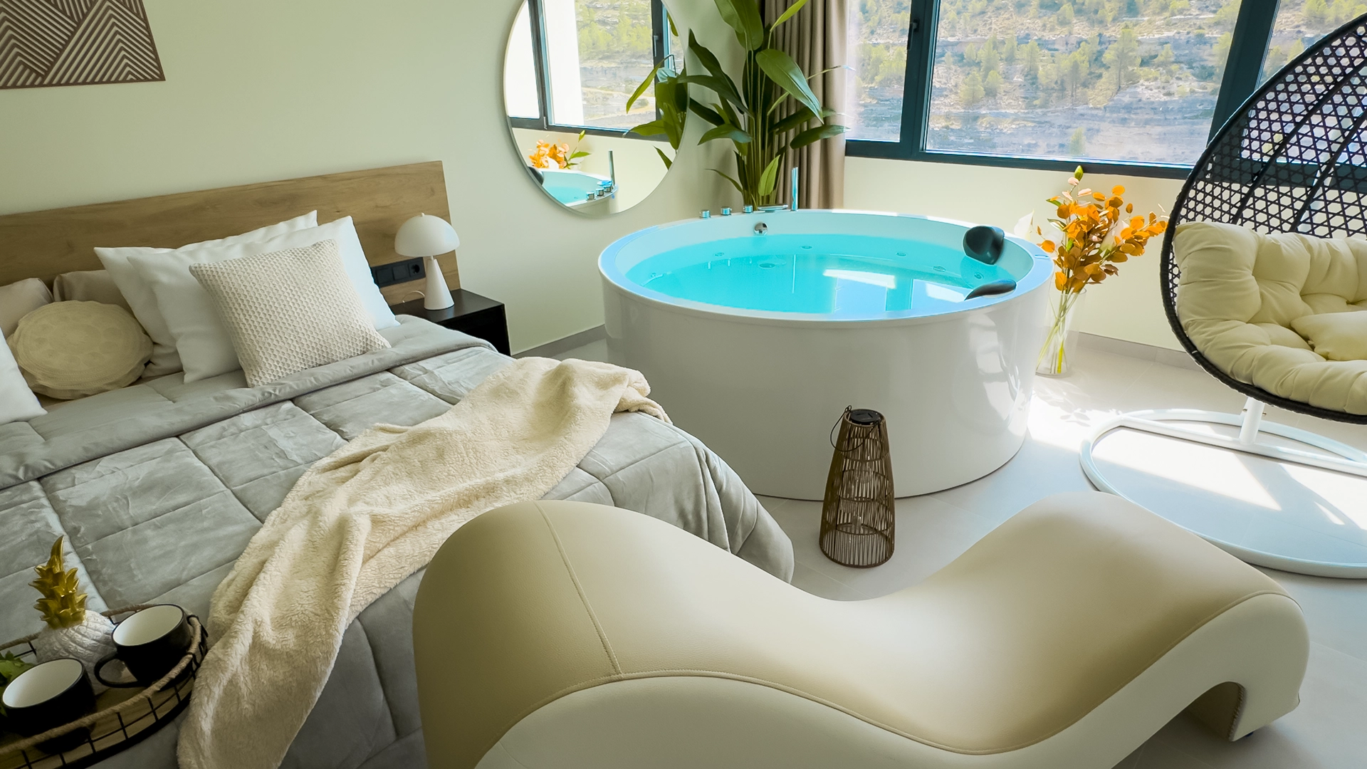 Panorama Suites 80