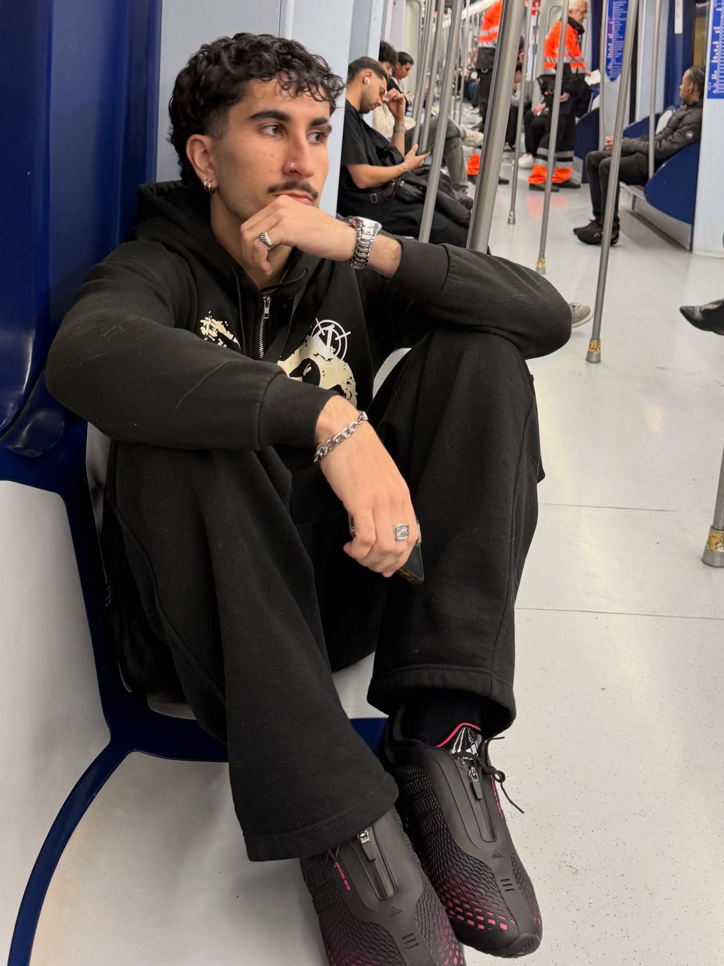 Track Jacket Going-Out Fit Without Looking Like Gym Clothes image 2