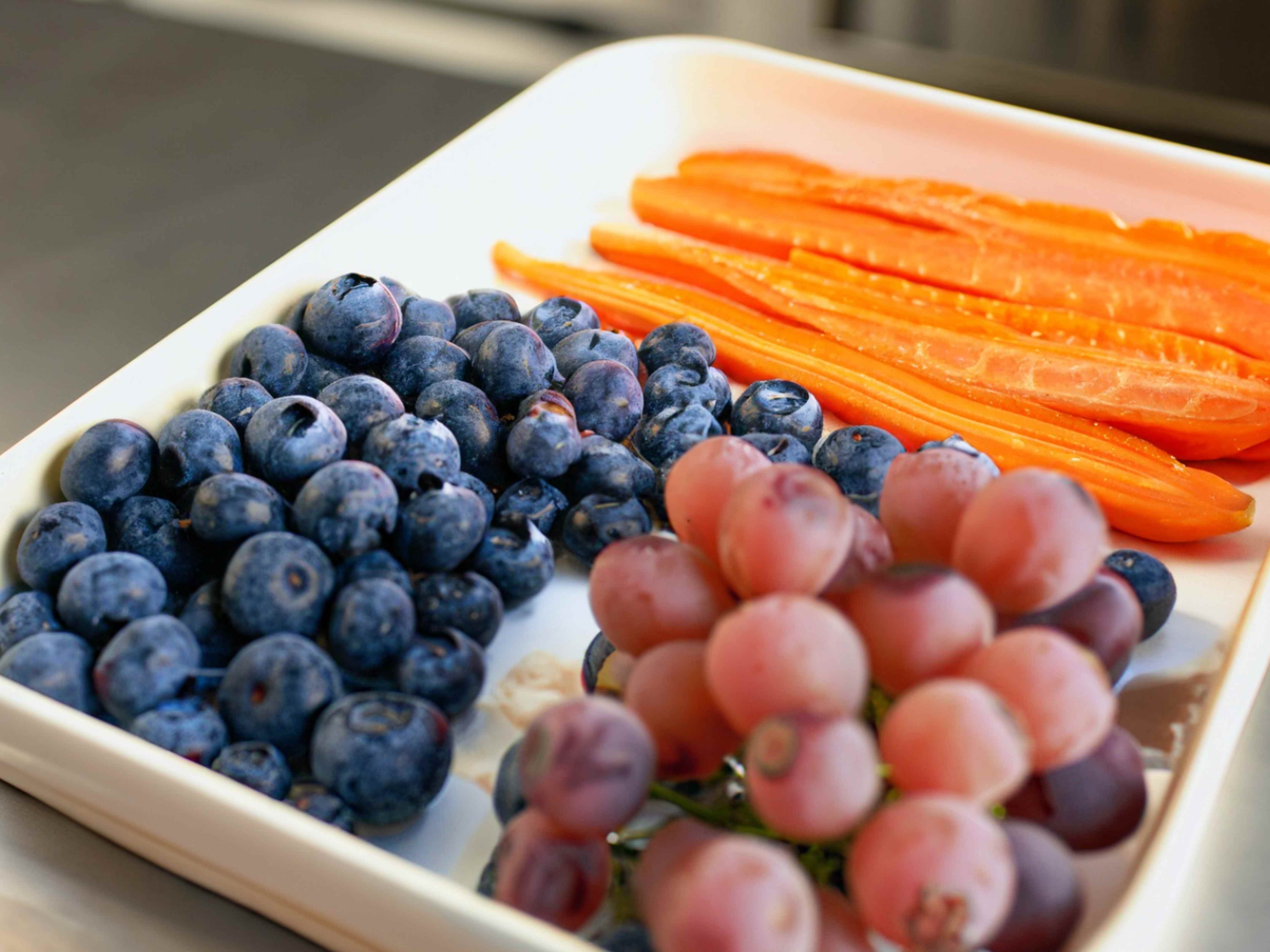 Manfaat Ekstrak Wortel dan Blueberry untuk Mata