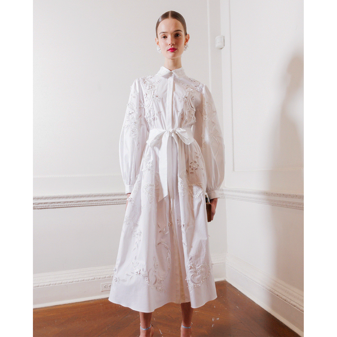 Cocktail, Served in Style