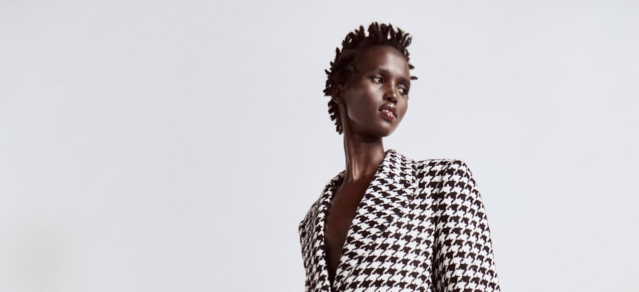 Carolina Herrera Supports Dress for Success