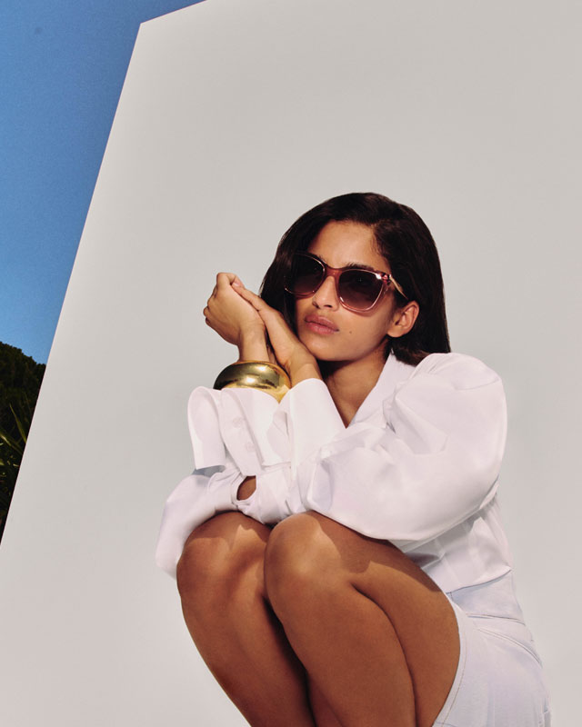 Cat Eye Sunglasses with Contrast Detail