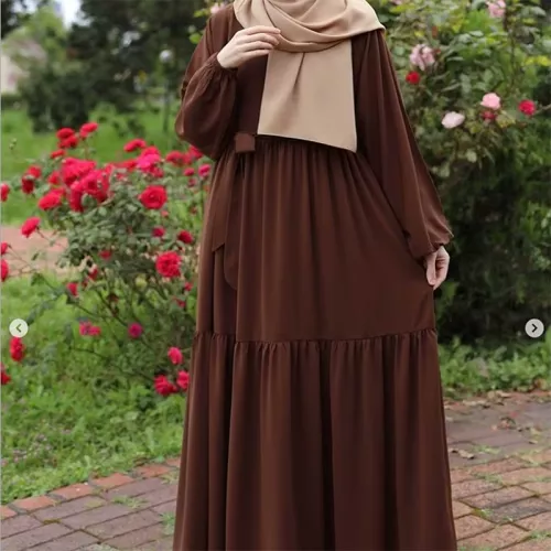 Abito elegante retrò a maniche lunghe sciolto da donna musulmana alla moda