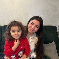Victoria, Au pair from France