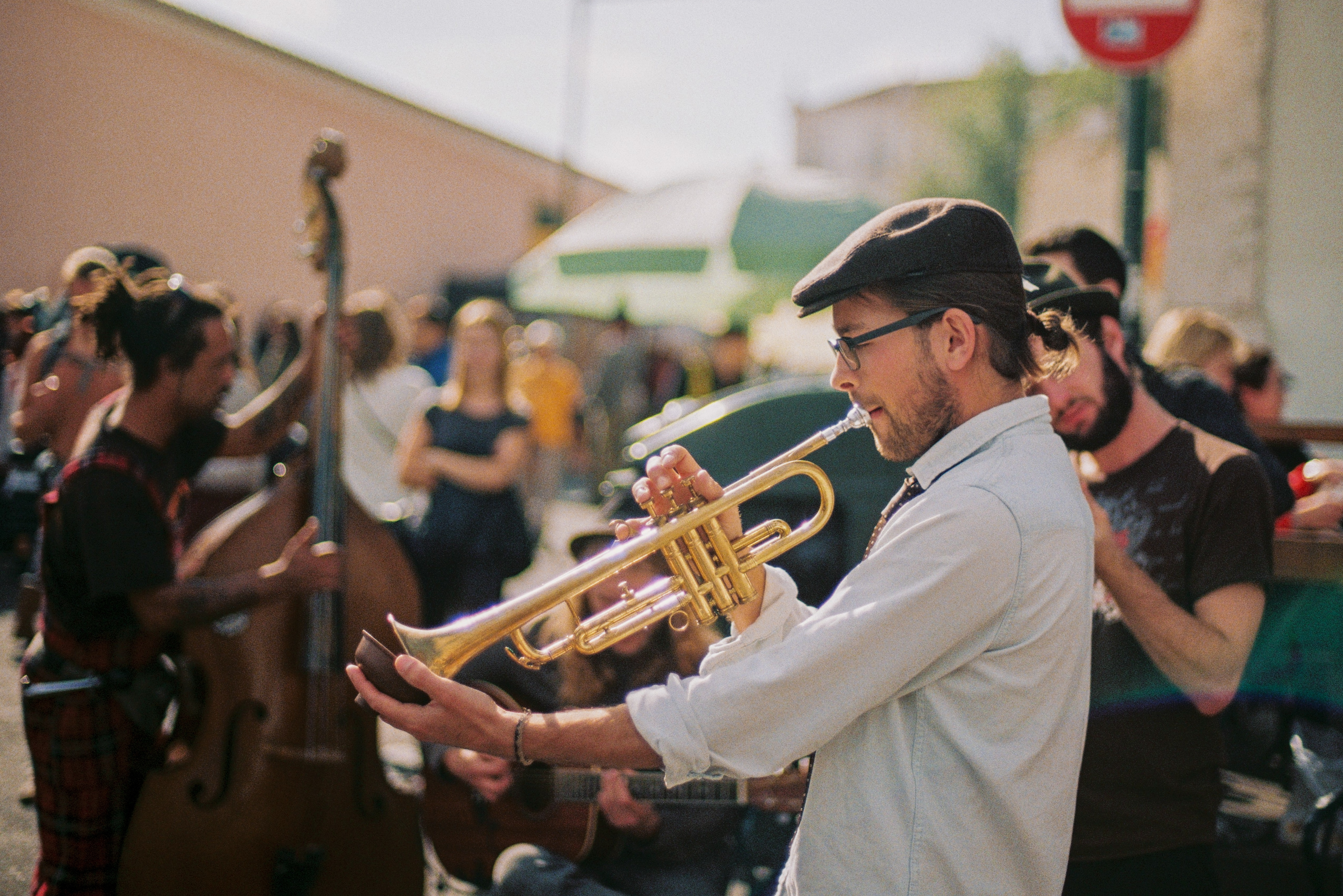 band till kick-off.jpg