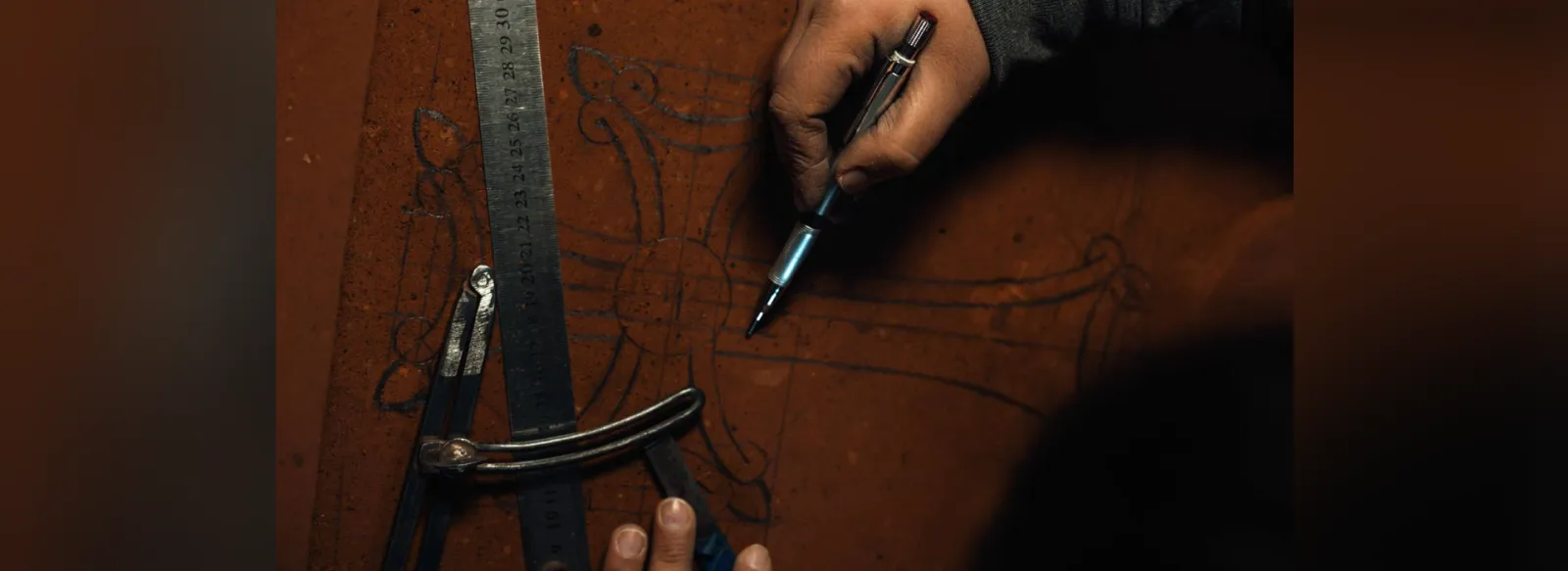 Փորձառություն Տուֆի քանդակագործում | Հայկական զարդանախշ կամ խաչքար