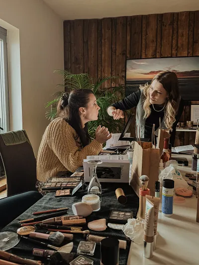 Soft Glow & Sweets Make up Workshop (Thumbnail 1)