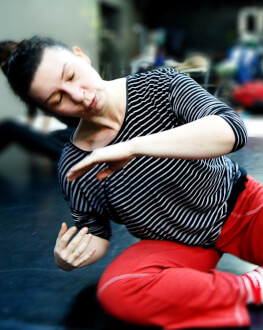 Workshop: Movements and moments cu Andreea Novac 