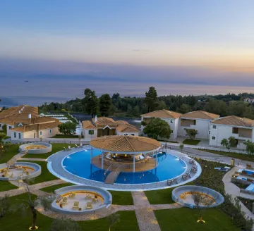 Снимка 2 на Ajul Luxury Hotel & Spa Resort, Агия Параскеви (Халкидики)