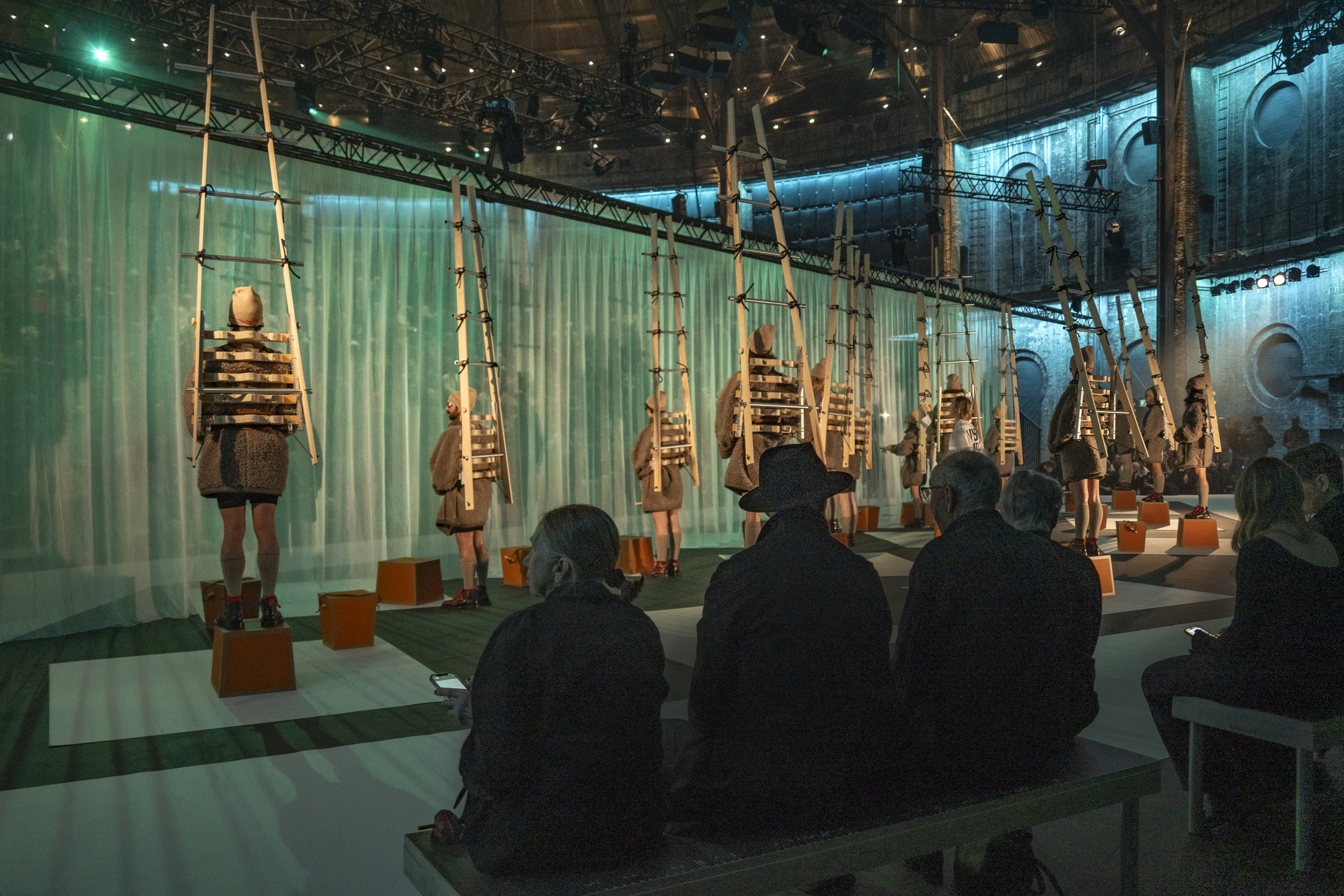 Henrik Vibskov — 6