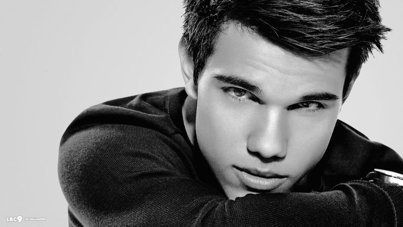 ¡Taylor Lautner ofrece algo íntimo de Taylor Swift!