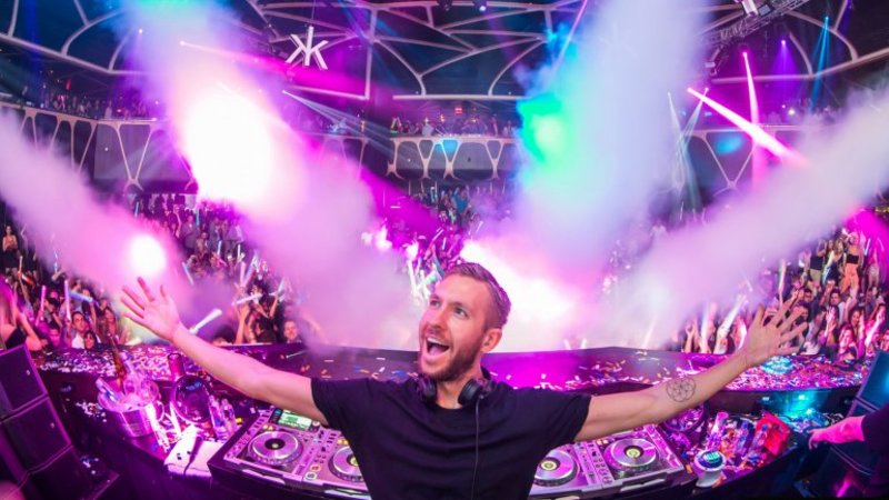 Calvin Harris es el DJ mejor pagado del mundo.