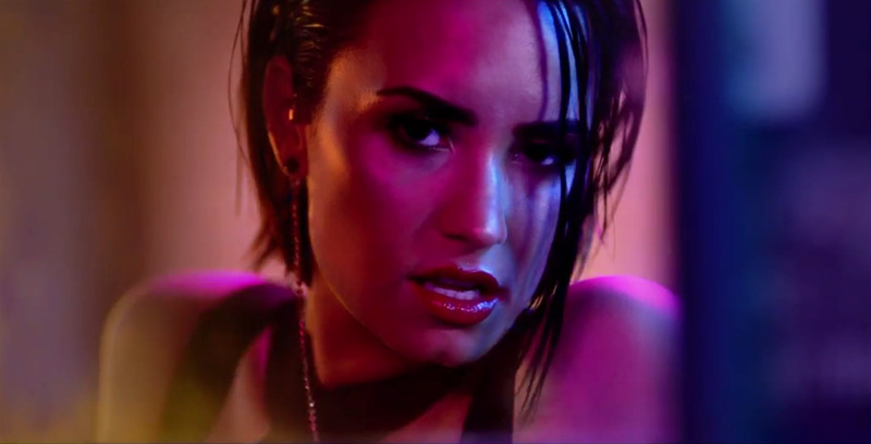 DEMI estrena video: “Cool for the Summer”