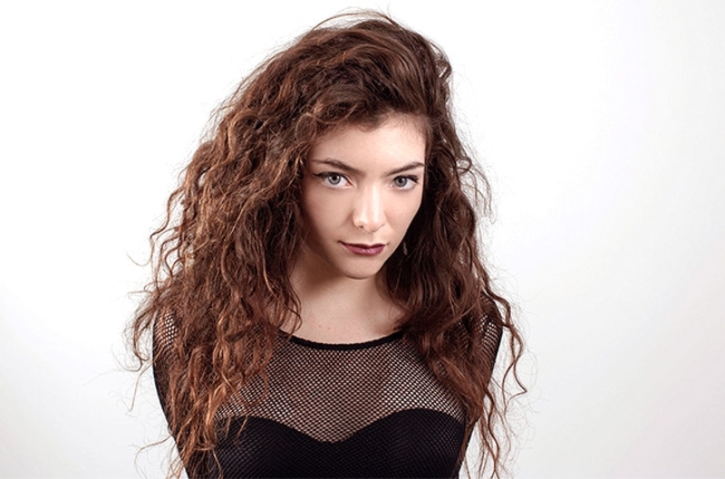 Lorde tiene imperfecciones y no le da miedo enseñarlas