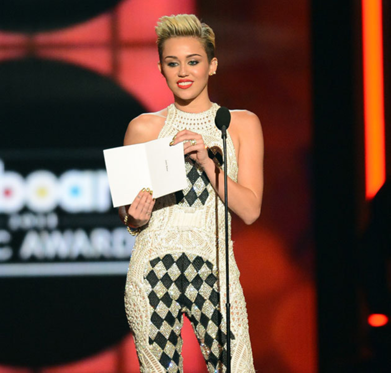 Censuran a Miley Cyrus durante los Billboards Music Awards