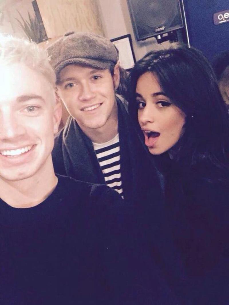 Niall Horan y Camila Cabello lucen bien como pareja.