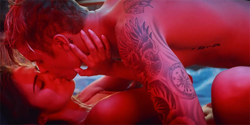 ¡Justin Bieber en la cama con Xenia Deli!