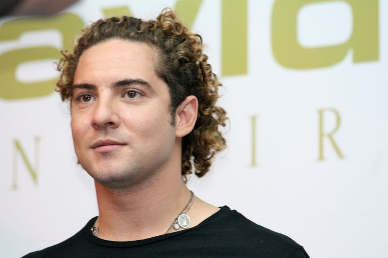 David Bisbal niega verse involucrado en un caso de prostitución