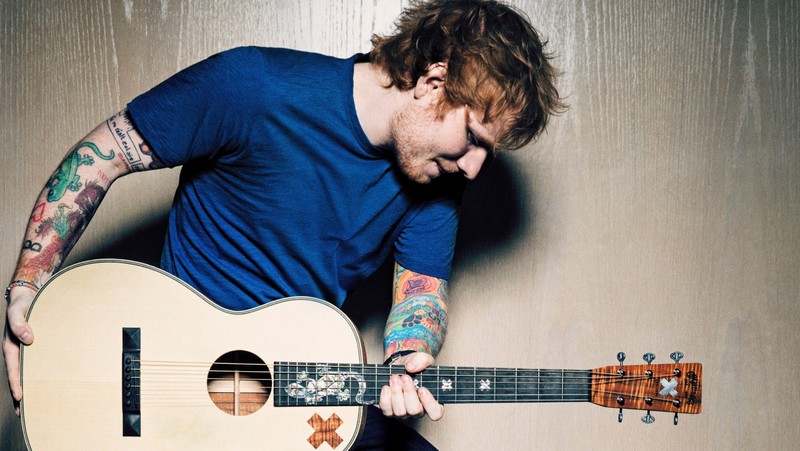 OMG nuevo y ENORME tatuaje de Ed Sheeran