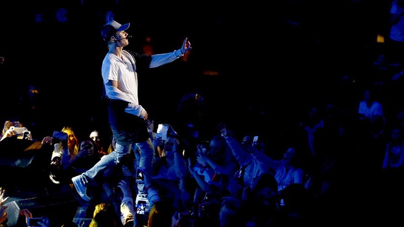 Justin Bieber abandonó concierto en Oslo, Noruega.