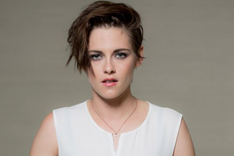 ¡Kristen Stewart sale con una chica!