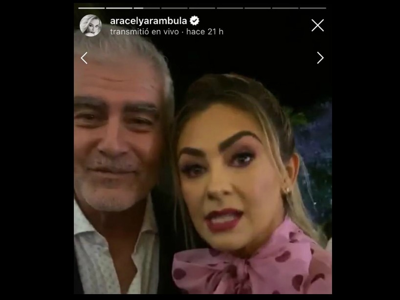 Aracely Arambula y Saul Lisazo