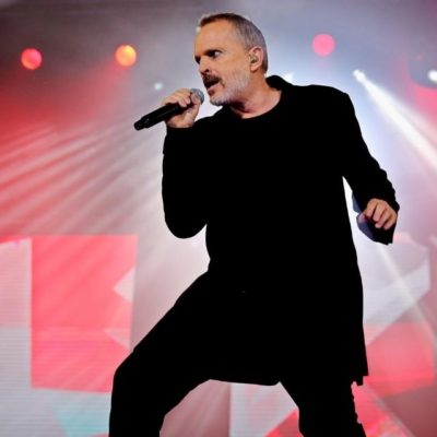 Bosé reafirma su apoyo a negacionistas de la COVID-19