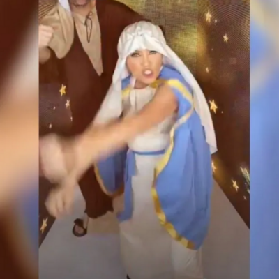 Yuri se viste de Virgen María para bailar reggaetón, le llueven críticas