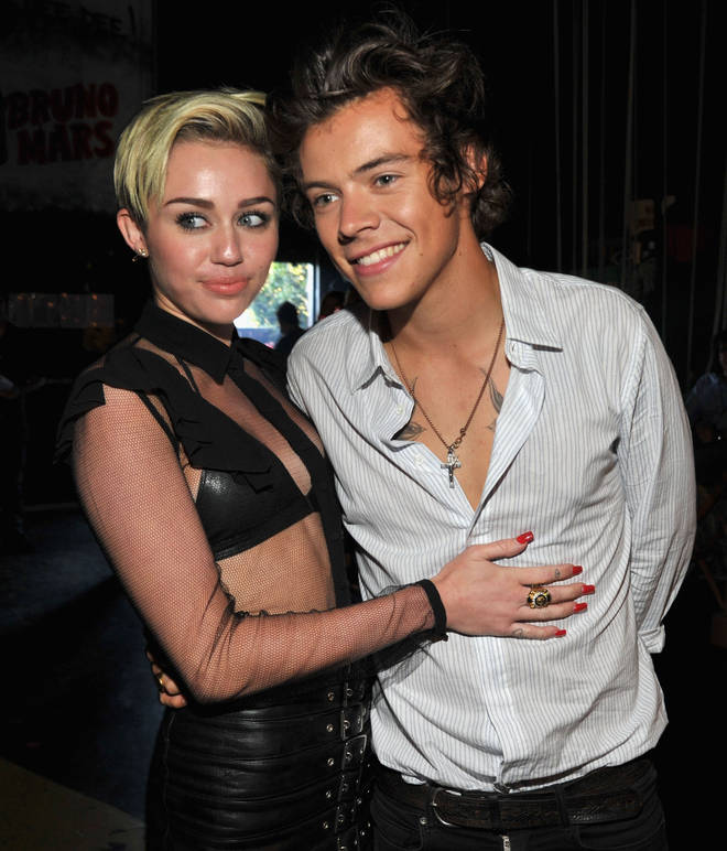 HARRY Y MILEY