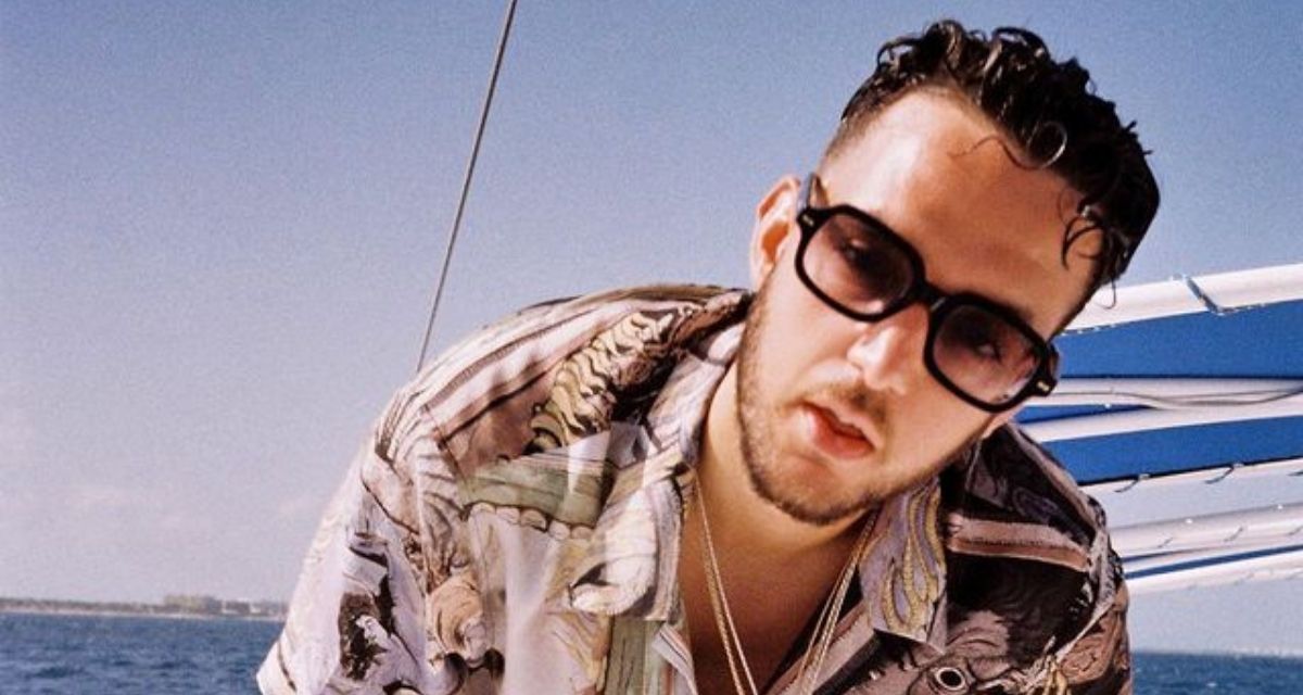 C. Tangana sigue en plan grande con “Yate”