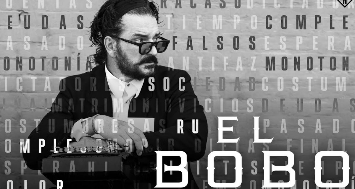 Ricardo Arjona presentó “El Bobo”, de su álbum “Negro”