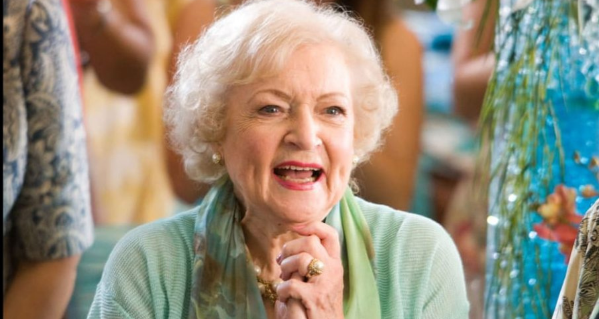 Fallece la actriz Betty White a la edad de 99 años