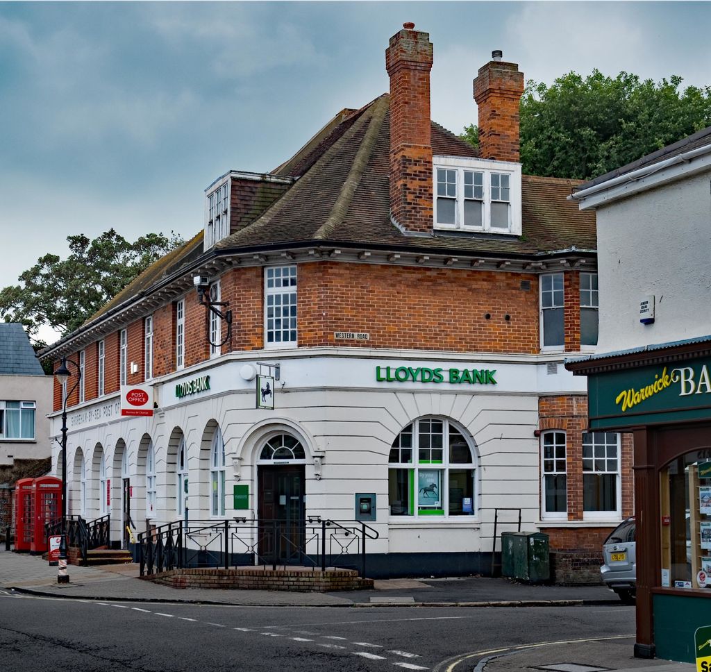 Shoreham-by-Sea post office, Brunswick Road