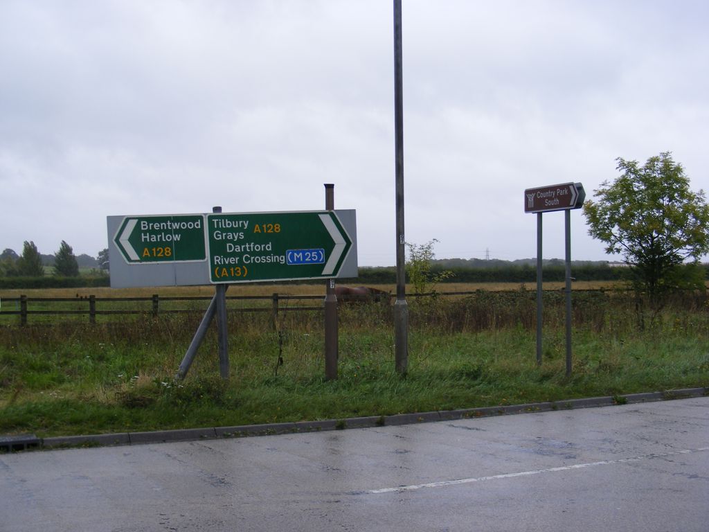 Roadsigns on the A128 Brentwood Road