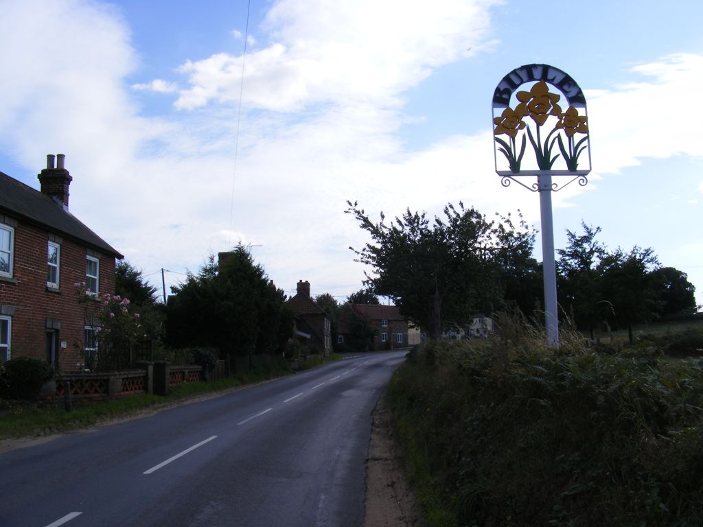 B1084 Woodbridge Road & Butley Village sign