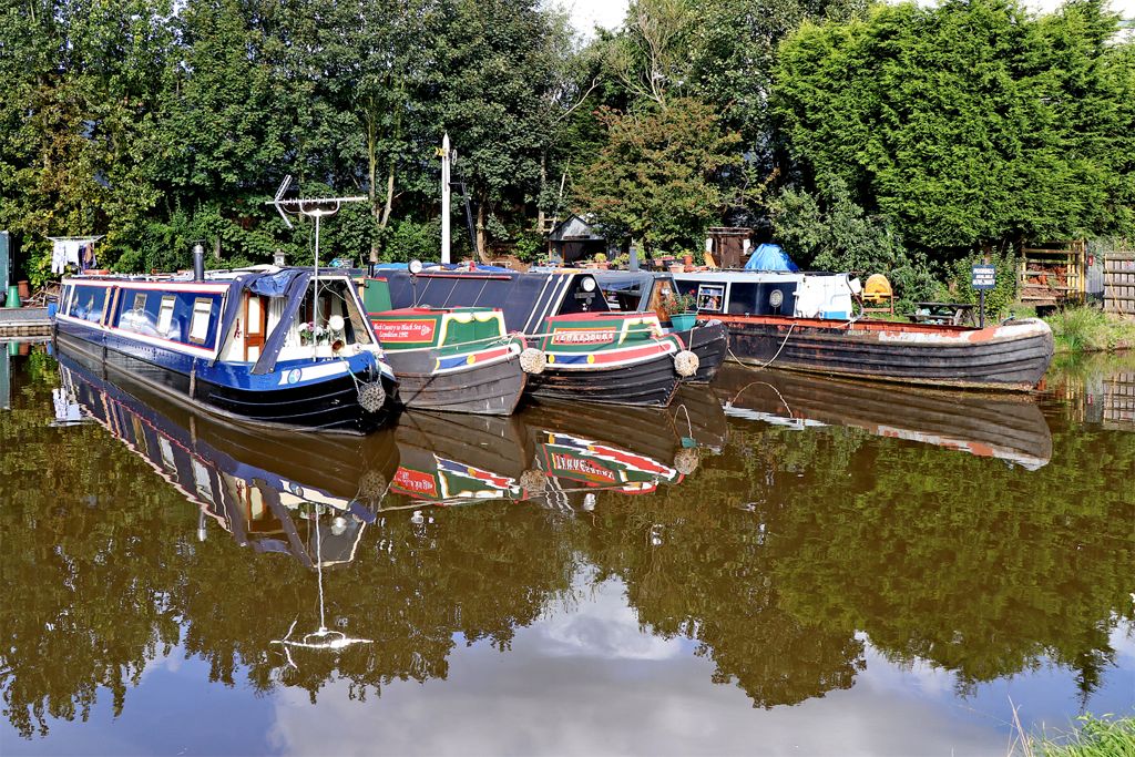 Boatyard moorings in Stone, Staffordshire